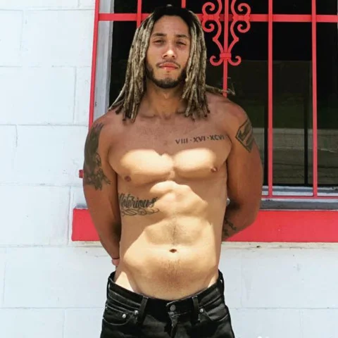 Derek Savage photo