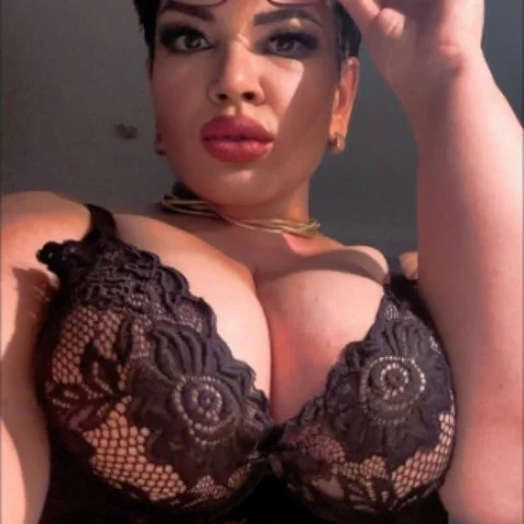 KarmenMilf photo