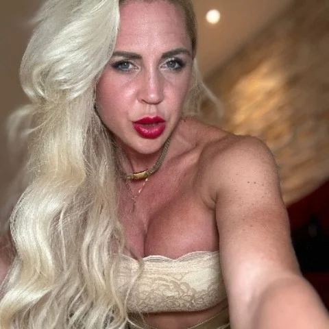 Kate Monroe photo