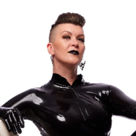 Lady Valeska photo