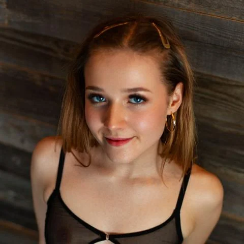 luna_moore