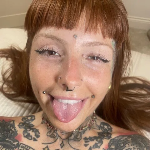 Yourfavecumslut photo